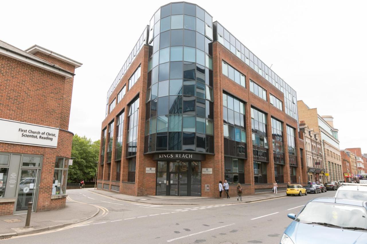 Kings Reach Reading Exterior foto
